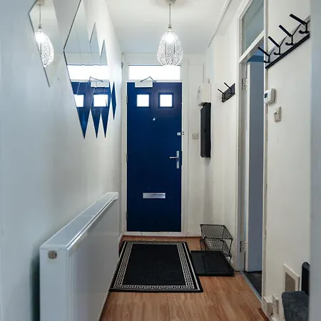 Shard View 2 Bed Entire Flat Apartment London Exterior photo