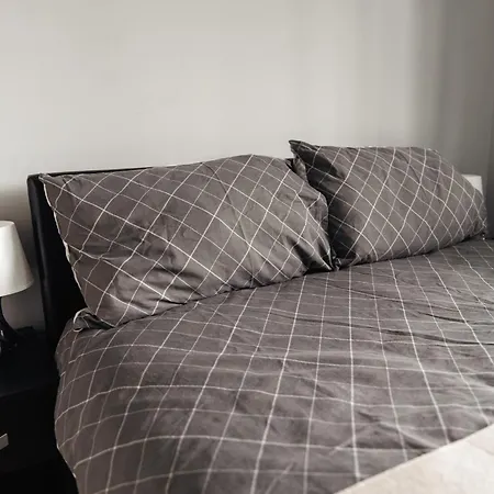 Shard View 2 Bed Entire Flat Apartment London Exterior photo